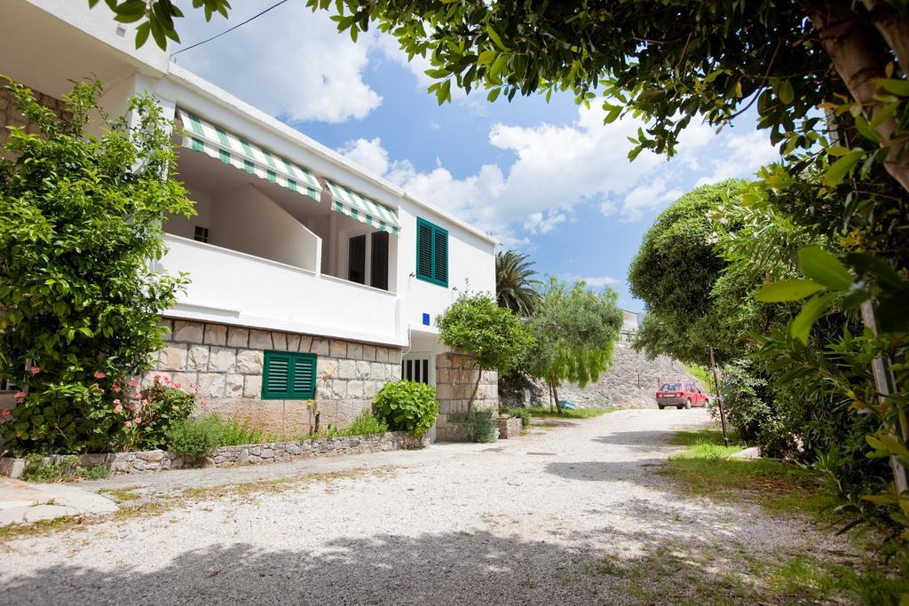 Apartments Smiljka Tučepi Buitenkant foto